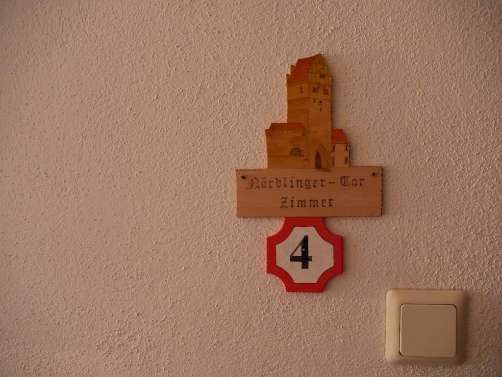 Dinkelsbuehler Kunst-Stuben Hotel Exterior photo